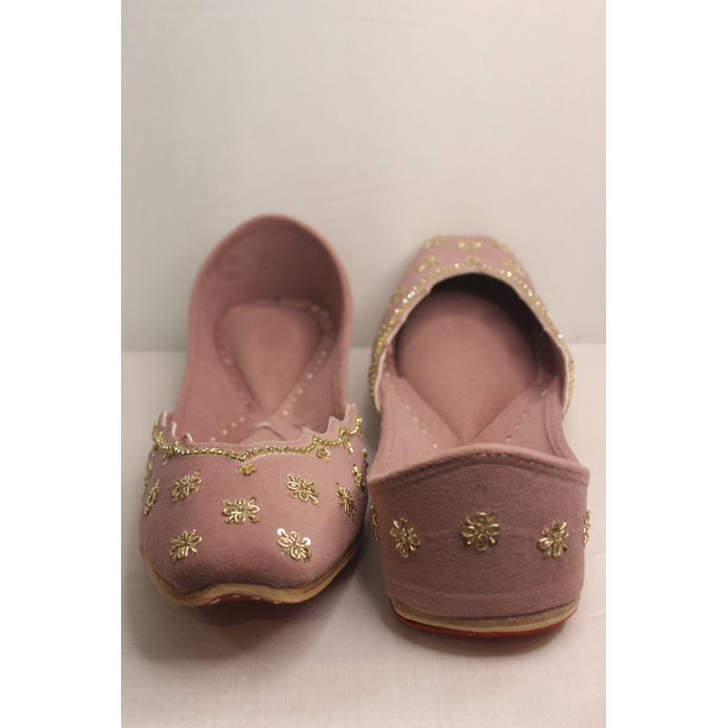 Blush Pink & Gold Floral Punjabi Jutti for Women